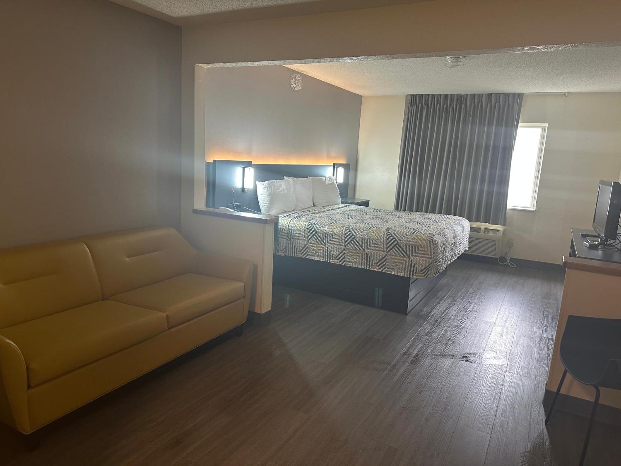 Hotel 6-anderson, In - Indianapolis 2*