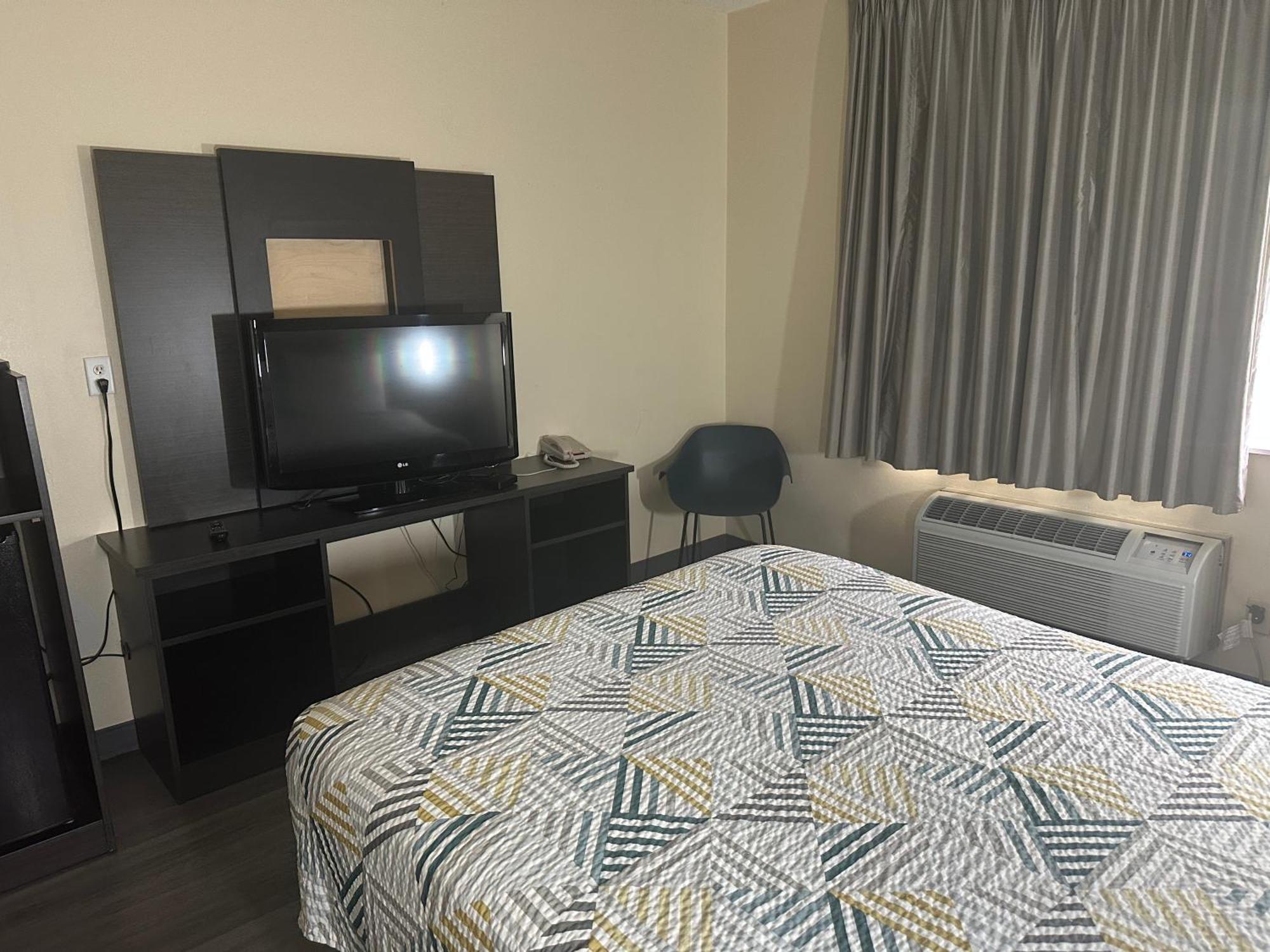 Hotel 6-anderson, In - Indianapolis 2*